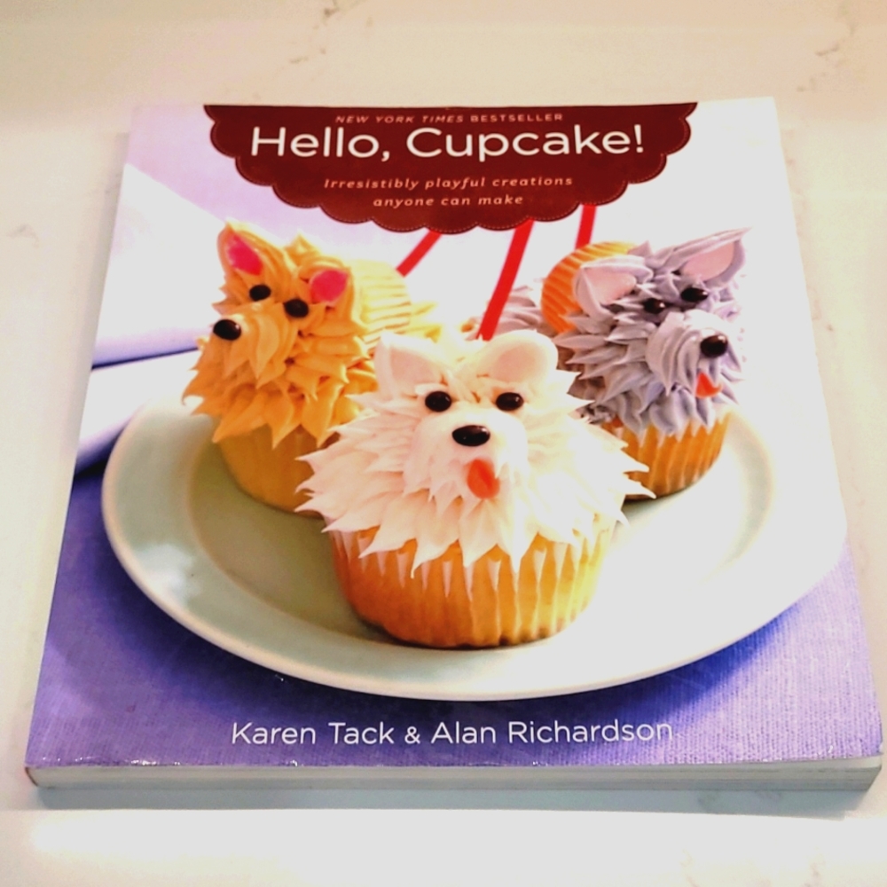 Hello, Cupcake! 2008 Irresistibly playful creations large cupcake photo cookbook